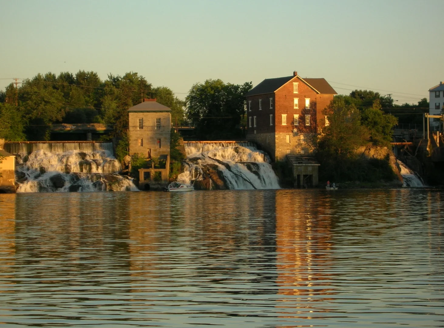 4 Best Small Towns for Raising a Family in Vermont
