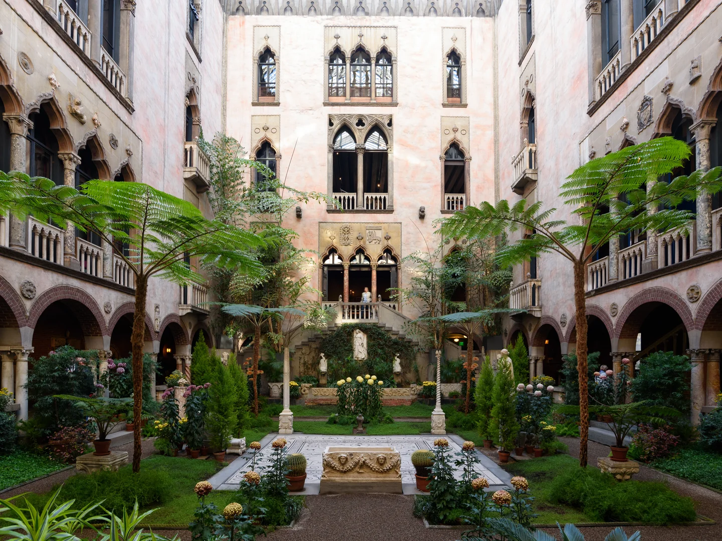 15 Historic Houses and Museums in Massachusetts