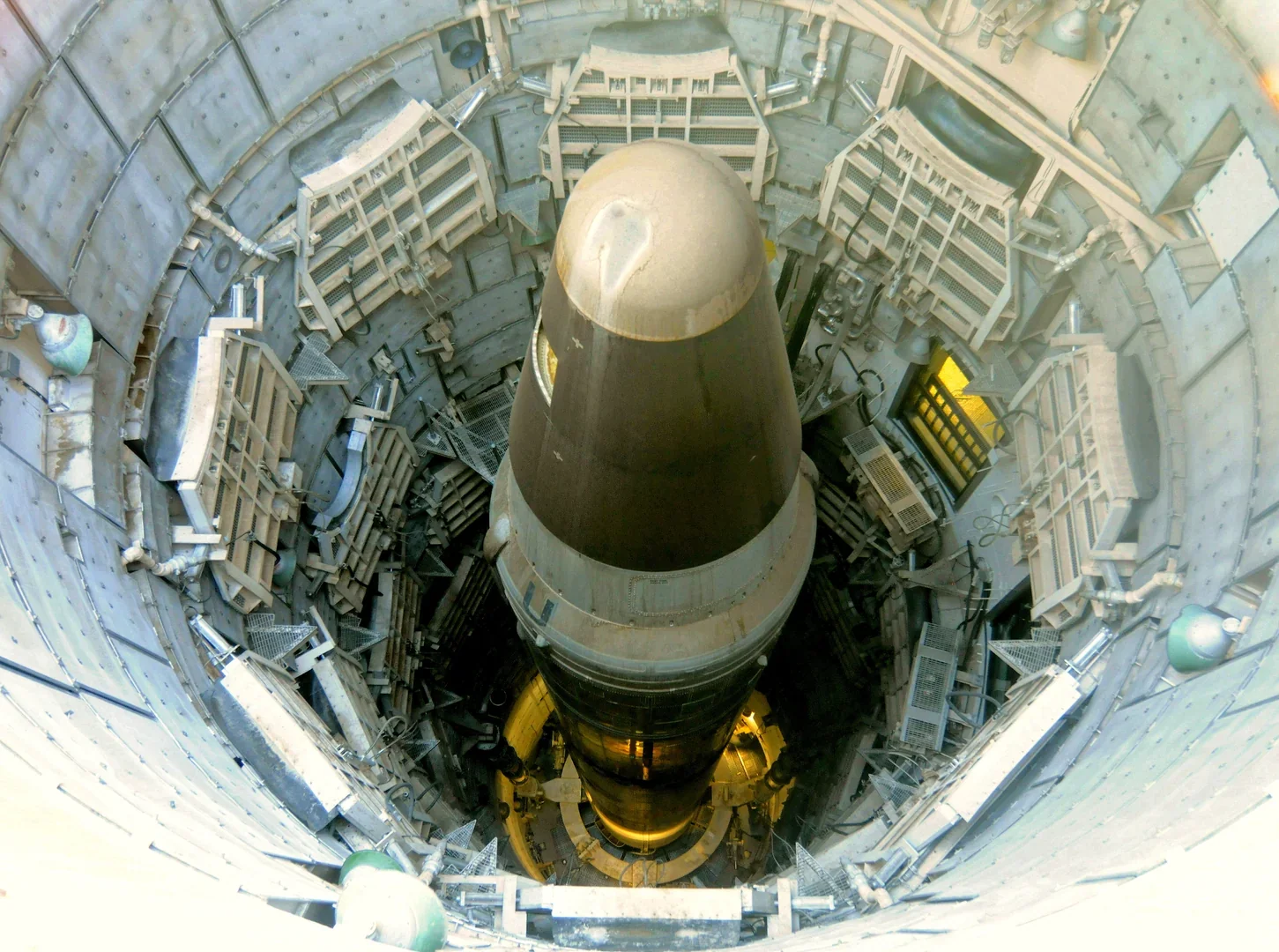 Titan Missile (41980404201)